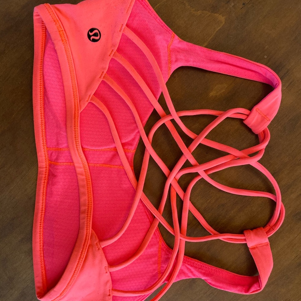 EUC Lululemon FTBW Bra - Neon Coral 6
